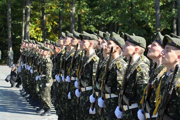 В Украинской армии увеличен срок контрактной службы