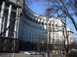 Азаров поблагодарил министров за работу
