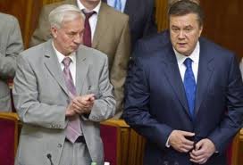 Янукович подписал указ о назначении Азарова премьер-министром