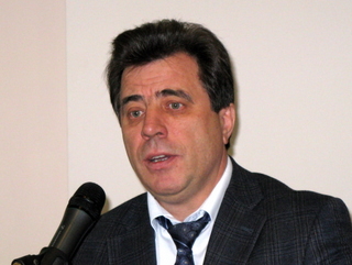 Азаров решил уволить главу Укргосреестра