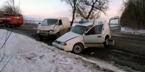 В Винницкой области ДТП: двое пассажиров, еще четверо ранены