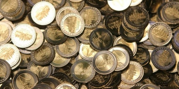 В ЕС стало больше фальшивых монет