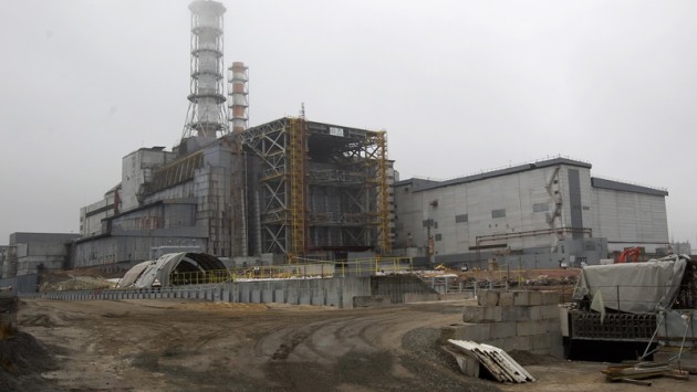 На Чернобыльской АЭС обрушились панели и кровля