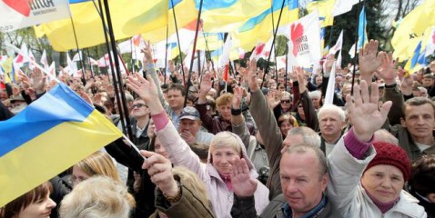 Горсовет обязал киевлян сообщать о проведении мирных акций за десять дней