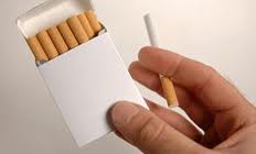 Великобритания намерена запретить брендирование сигаретных пачек