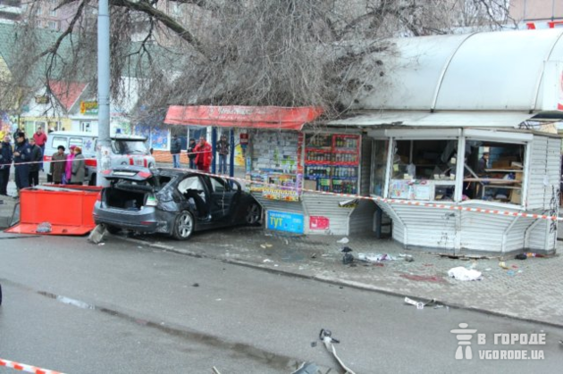 Отвечать по закону за смертельную аварию в Днепропетровске, придется обоим водителям