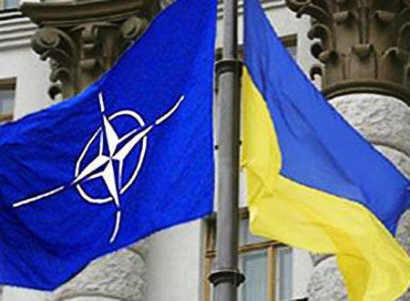 КМУ предлагает утвердить Программу сотрудничества Украина - НАТО на 2013 год