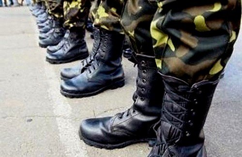 На Киевщине работника военкомата задержали на взятке 