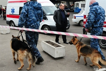 В Одессе из-за ложной информации о минировании ж/д вокзала эвакуировали более тысячи человек