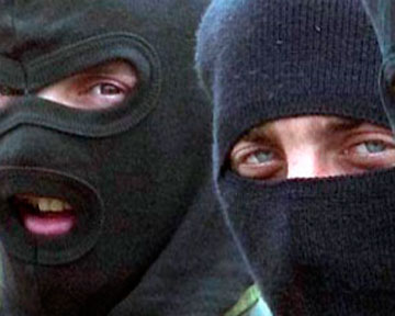 В Киеве на Севастопольской площади ограблен ювелирный отдел