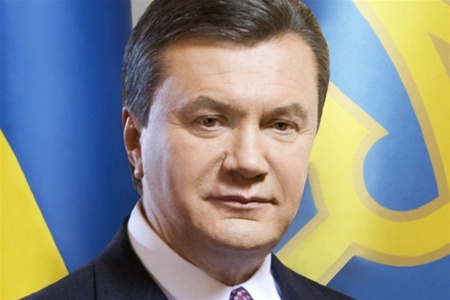 Янукович отменил необходимость подачи декларации по пожарной безопасности
