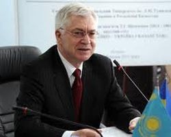 Янукович назначил Олега Демина послом Украины в Китае