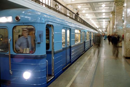 Украинцев готовят к подорожанию проезда в метро