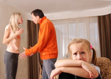 Изменят подсудность дел о лишении отцовства