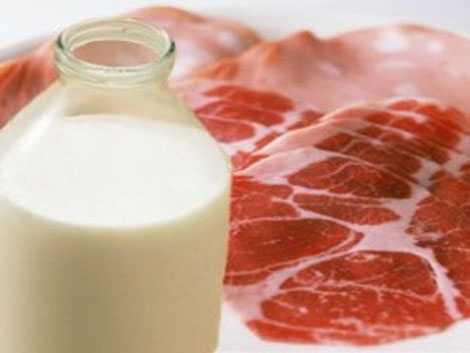 Госинспекция по защите прав потребителей забраковала 42% проверенного мяса и 40% молока