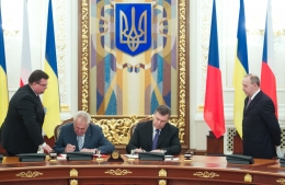 Украина и Чехия подписали Соглашение о воинских захоронениях