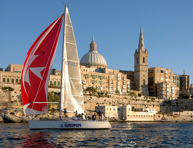 Парламент Мальты одобрил продажу гражданства иностранцам
