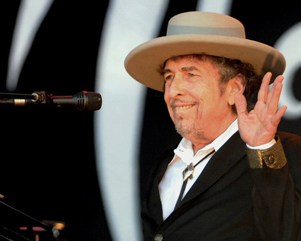 Бобу Дилану грозит суд после скандального интервью