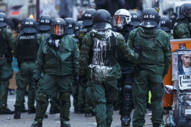 В ходе беспорядков в Гамбурге задержаны 120 человек