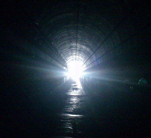 В Гонконге обнаружили 40-метровый контрабандный тоннель
