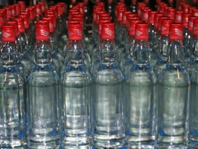 Во Львовской области обнаружили подпольный склад по реализации этилового спирта. ВИДЕО