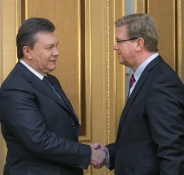 Состоялась встреча Виктора Януковича со Штефаном Фюле