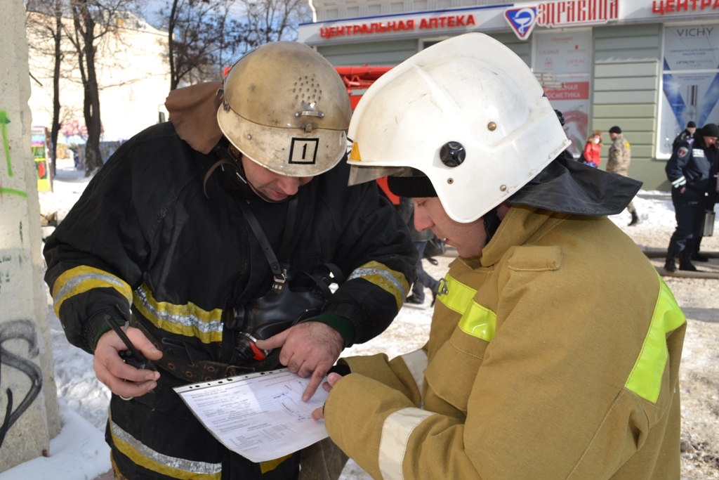 Одесса: пожарные ликвидировали пожар в помещении «ПриватБанка»