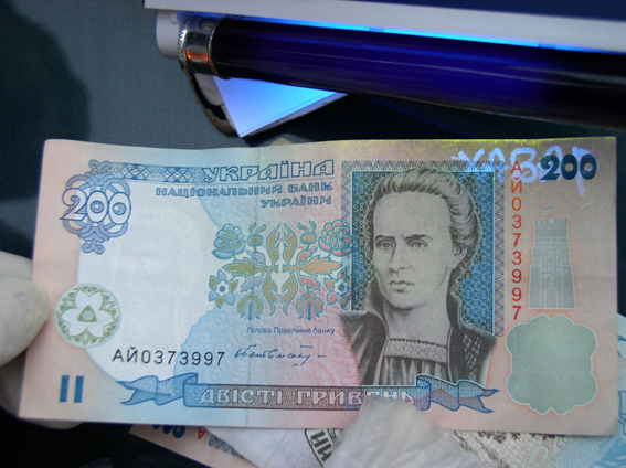 Руководитель одного из управлений Ивано-Франковского горсовета попался на взятке. ВИДЕО