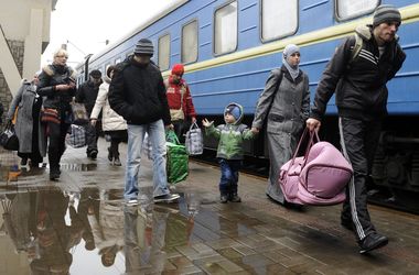 ГПУ проверит условия проживания беженцев из Крыма. ВИДЕО
