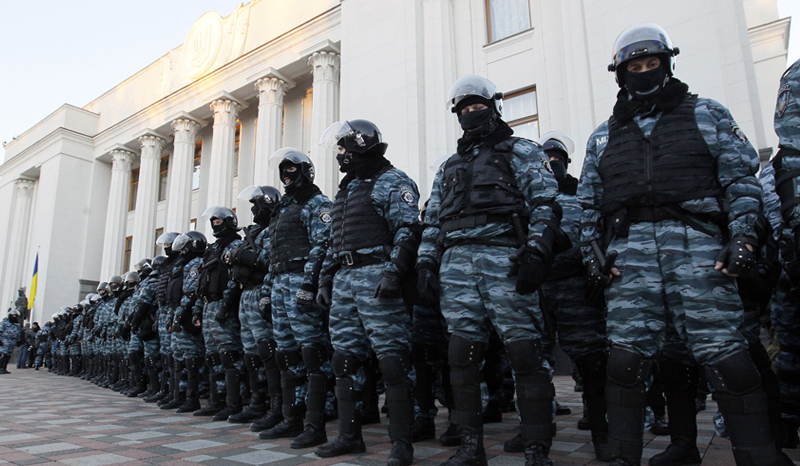 Апелляционный суд Киева ужесточил меру пресечения для командира роты "Беркута", подозреваемого в расстреле Майдана