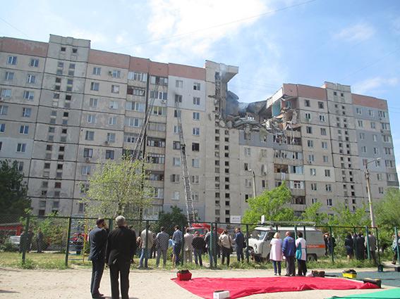 Взрыв многоэтажного дома в Николаеве: погибли два человека, пять госпитализированы. ВИДЕО