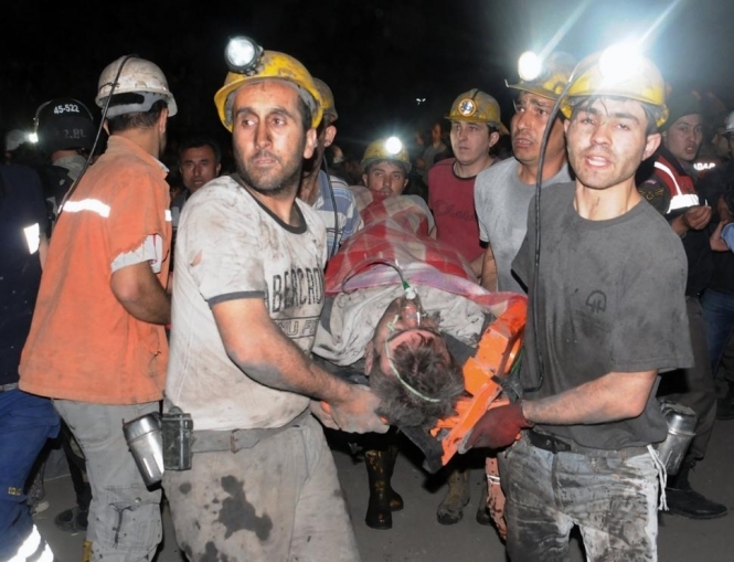 Протесты в Турции: В трагедии на шахте обвинили премьер-министра страны