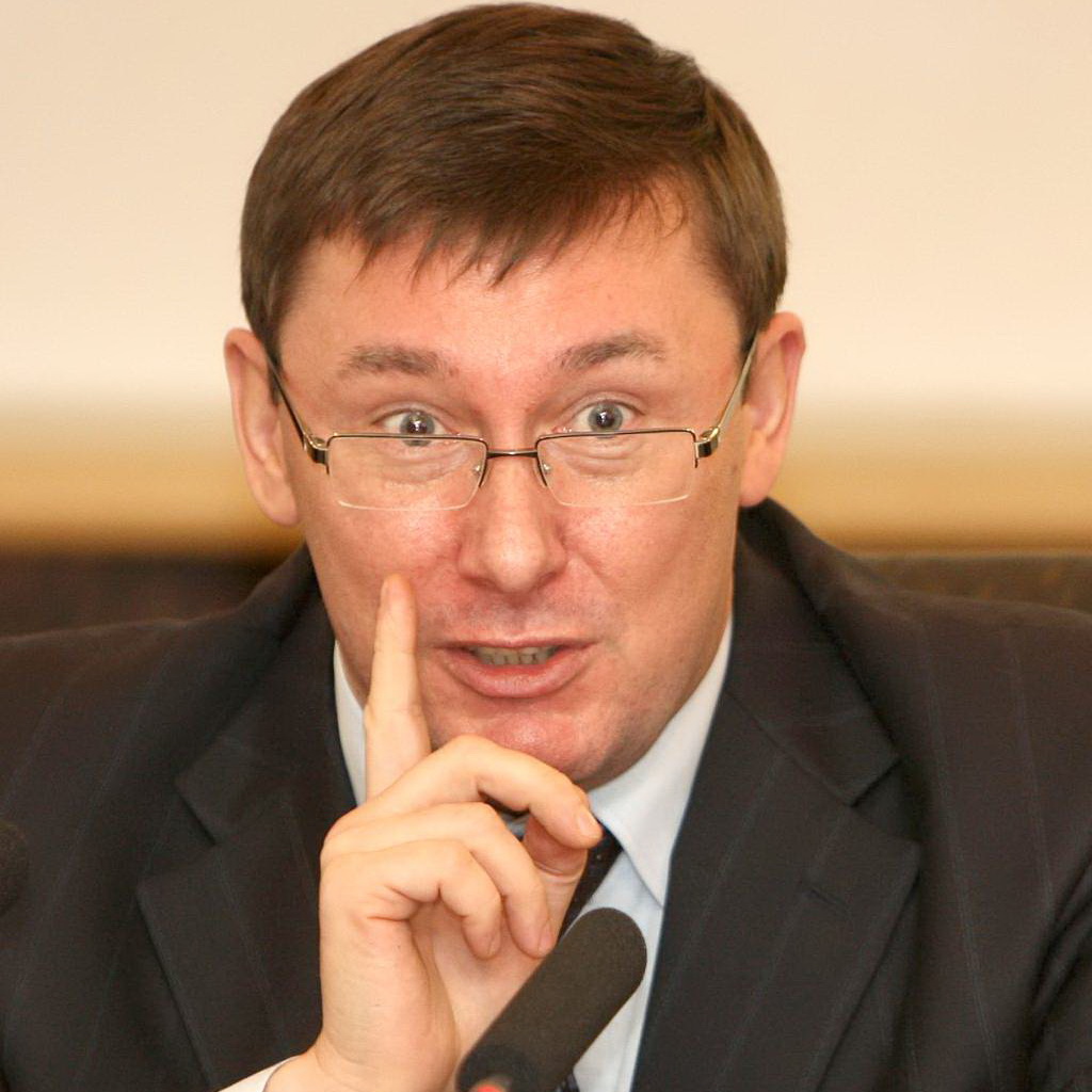 Луценко стал внештатным советником Порошенко. ВИДЕО