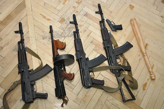 Задержана группа лиц, совершивших насилие в отношении милиционера