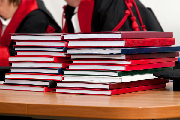 Дипломы и диссертации "под заказ" будут в поле зрении прокуратуры