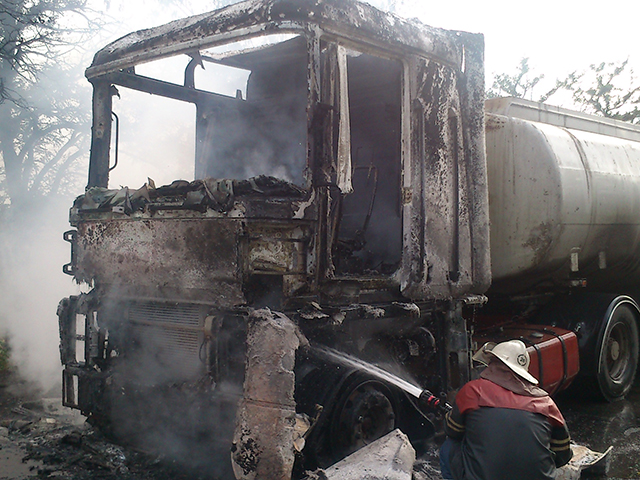 Николаевская область: пожарные ликвидировали возгорание автомобиля