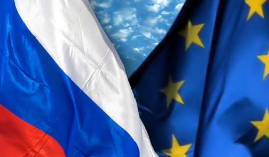ЕС отложил введение новых санкций против России