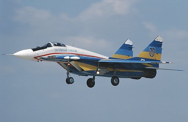 Президент Украины Петр Порошенко поздравил Украинские Воздушные Силы с 10-летием