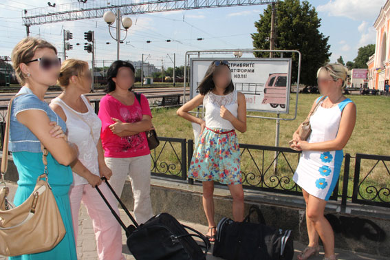 Разоблачили группу лиц, которые поставляли украинок в Россию для занятия проституцией