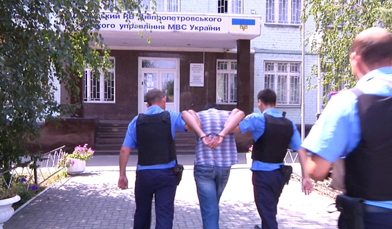 В Днепропетровске задержан мужчина, угрожавший взорвать дом