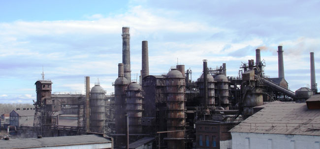 Из-за боевых действий Енакиевский металлургический завод приостановит производство