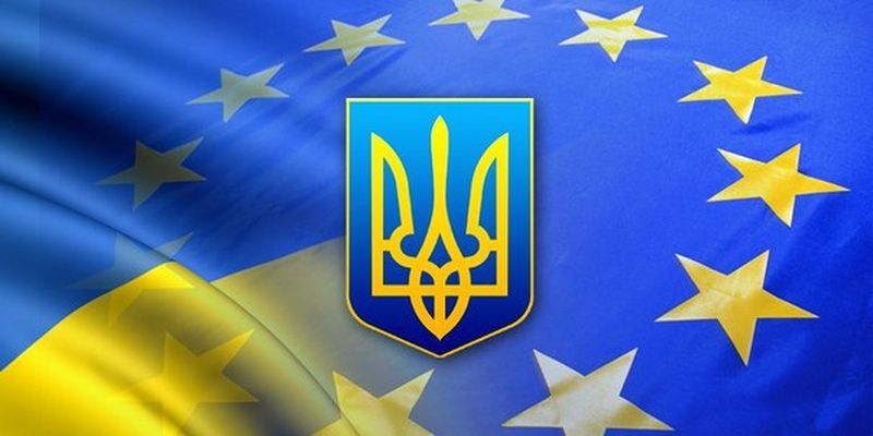 В рамках предвыборной кампании своей партии Порошенко обещает вступление Украины в ЕС до 2020 г