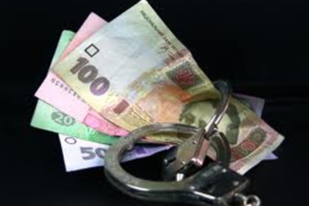 Главный специалист регистрационной службы горуправления юстиции попалась на взятке