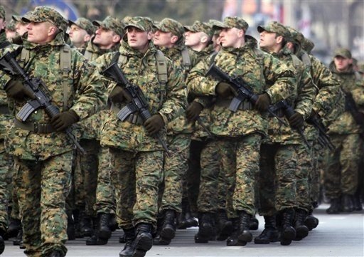 Министр обороны Украины: Военное положение только навредит стране и развяжет руки Путину. ВИДЕО