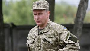 Министр обороны Украины требует извинений от Ю. Тимошенко через суд