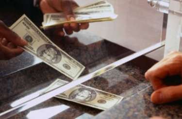 Изменениями в Положение о валютном контроле НБУ смягчил условия для штрафа за нарушение банком требований валютной отчетности