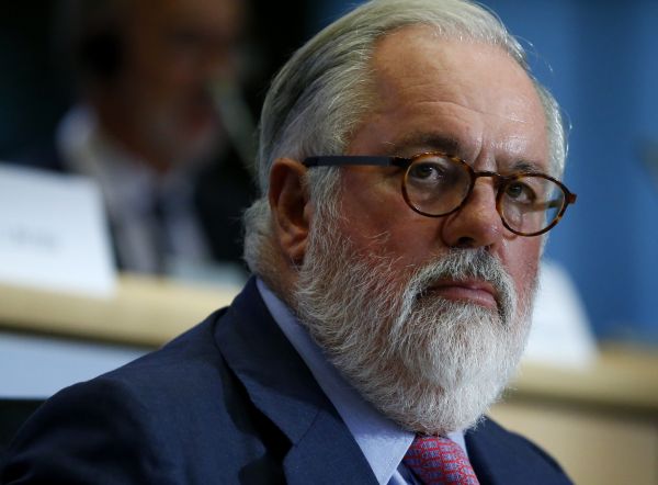 Европарламент утвердил в должности комиссара по вопросам энергетики Мигеля Каньете. ВИДЕО