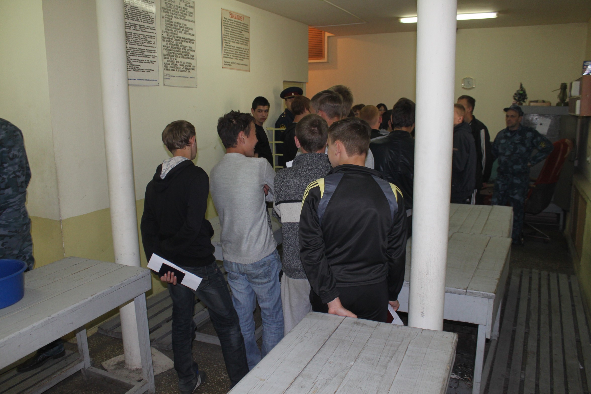 Омбудсман обнаружил нарушение прав несовершеннолетних в киевском следственном изоляторе