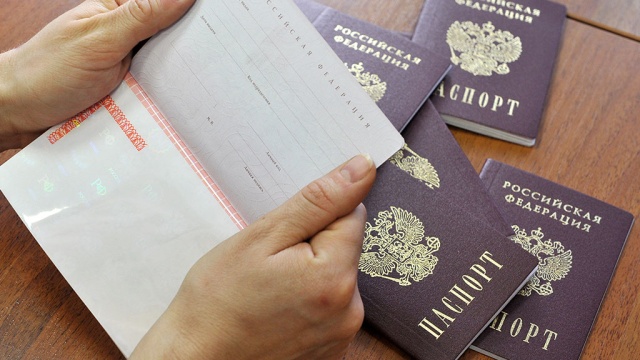 Крымчан с российскими паспортами не будут пропускать на территорию Украины. ВИДЕО