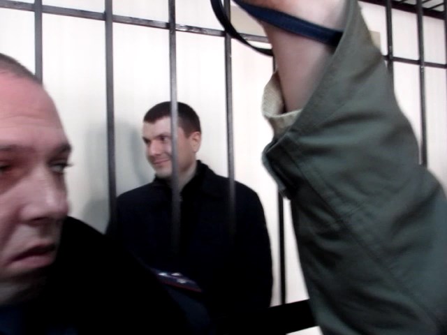 Подозреваемого в организации покушения на Путина освободили в зале суда
